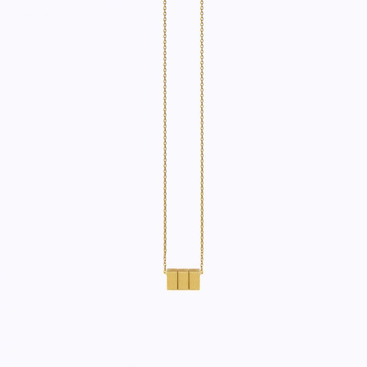 Cube Necklace 02, yellow gold, matte finish