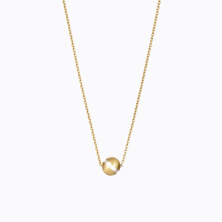 Center Pearl Necklace 45°, yellow gold