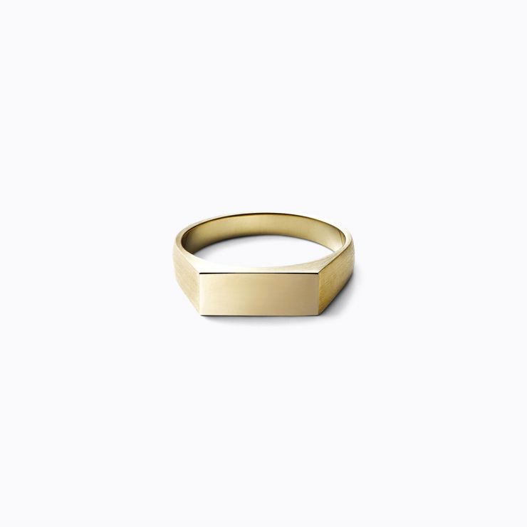 Rectangle Ring S, yellow gold, matte finish
